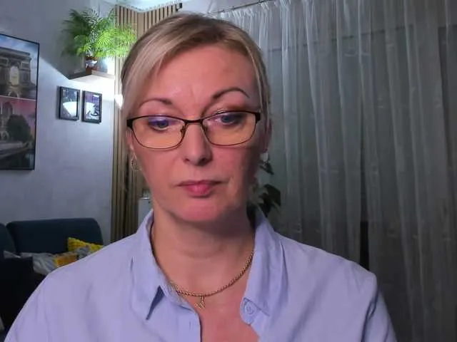 Live sex webcam photo for SoftVANESSA #290897334