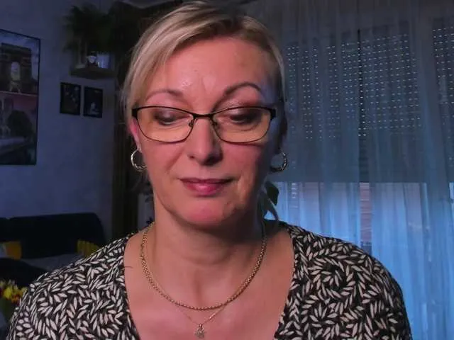 Live sex webcam photo for SoftVANESSA #290910352