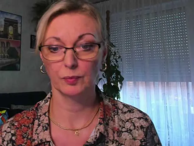 Live sex webcam photo for SoftVANESSA #291059104