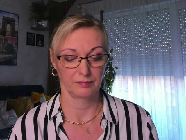 Live sex webcam photo for SoftVANESSA #291140495