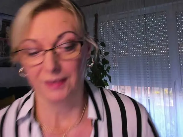 Live sex webcam photo for SoftVANESSA #291226692