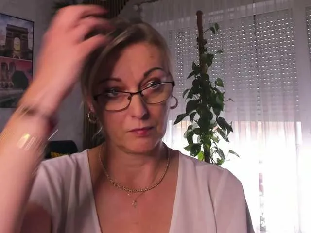 Live sex webcam photo for SoftVANESSA #291320210