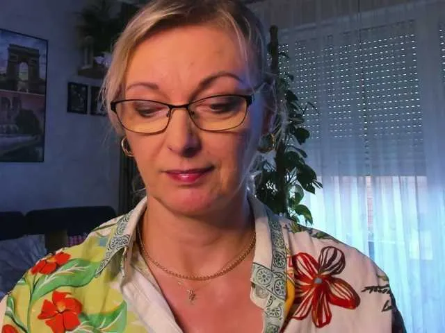 Live sex webcam photo for SoftVANESSA #291584204