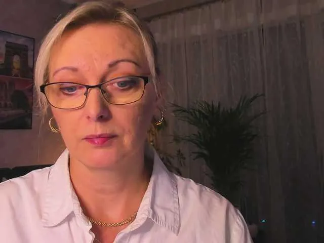 Live sex webcam photo for SoftVANESSA #292068906