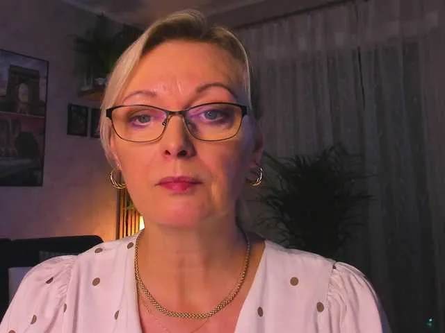 Live sex webcam photo for SoftVANESSA #292163638