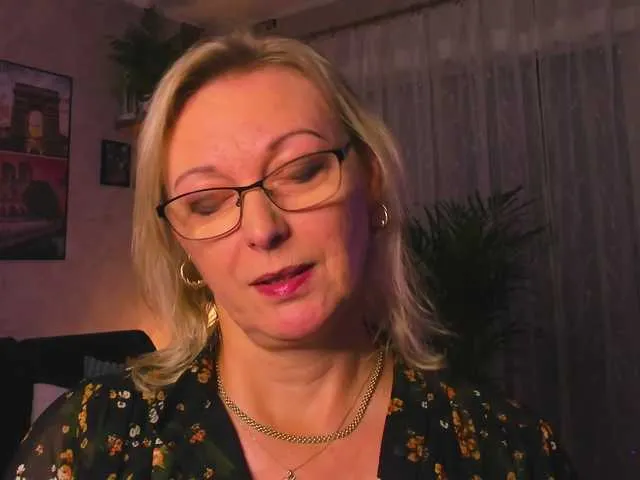 Live sex webcam photo for SoftVANESSA #292222688