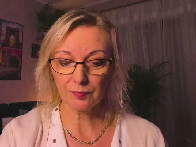 Live sex webcam photo for SoftVANESSA #292302133