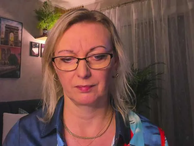 Live sex webcam photo for SoftVANESSA #292403348