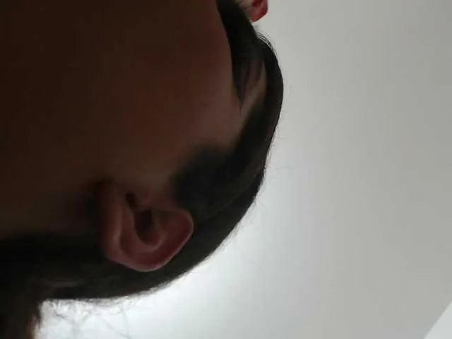 Live sex webcam photo for Sofy-Maxx #273288296