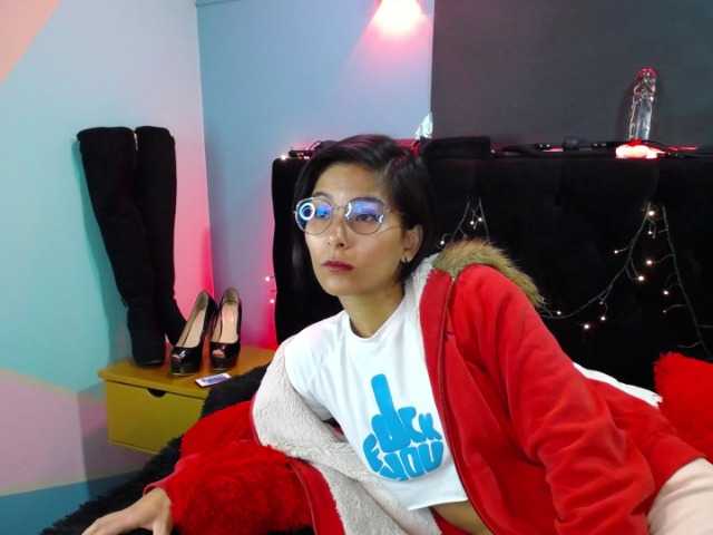 Live sex webcam photo for Sofy-nix #274666300