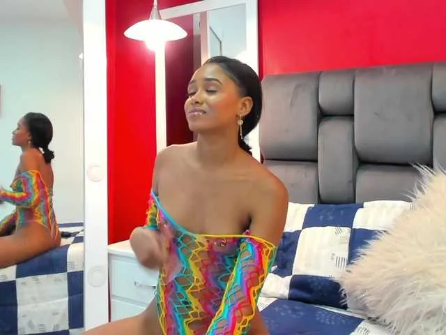 Live sex webcam photo for SofyNovoa #283003313