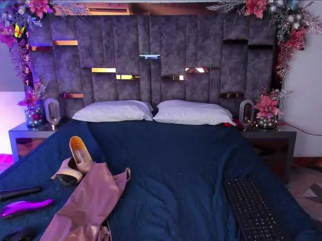 Live sex webcam photo for SofyWillians #290332307