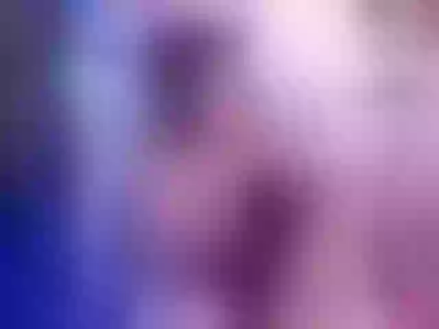 Live sex webcam photo for Solange911 #291480391