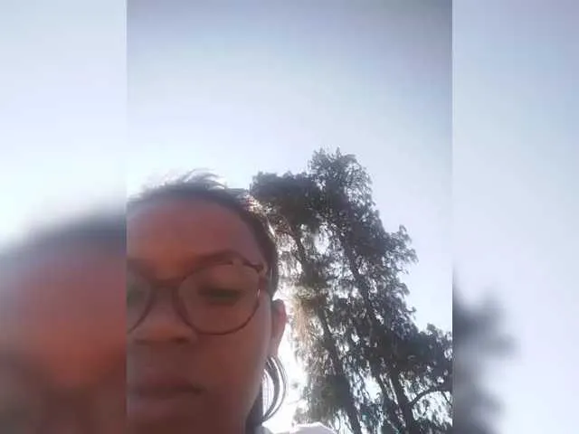 Live sex webcam photo for Soni1211 #291892811