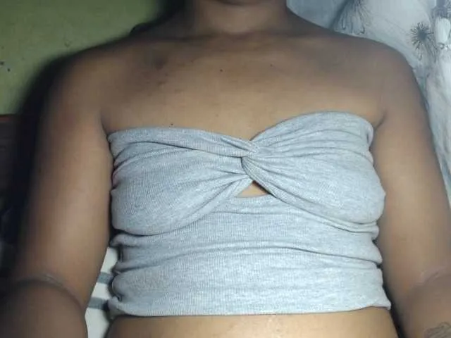 Live sex webcam photo for Soni1211 #291988529