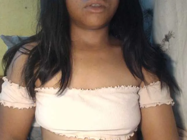 Live sex webcam photo for Soni1211 #292028576