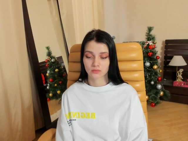 Live sex webcam photo for SoniNex #271954181