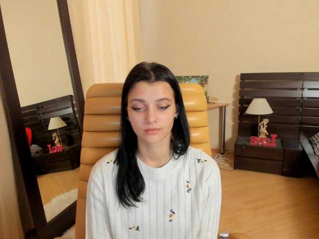 Live sex webcam photo for SoniNex #272357152