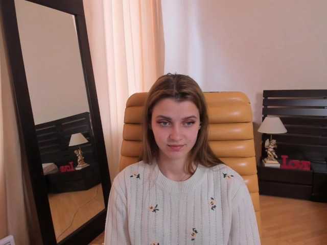 Live sex webcam photo for SoniNex #273502259