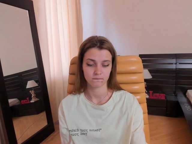 Live sex webcam photo for SoniNex #273602054