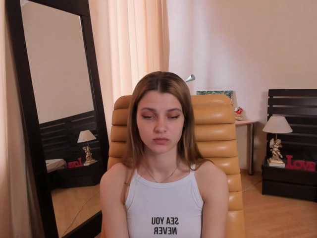 Live sex webcam photo for SoniNex #273785601