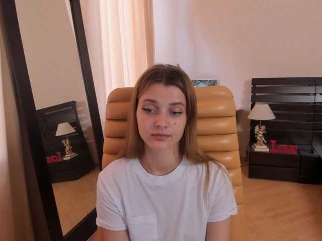 Live sex webcam photo for SoniNex #274165228