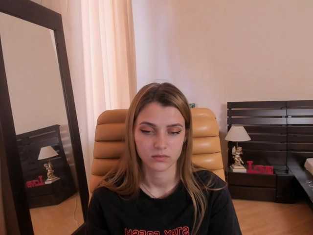 Live sex webcam photo for SoniNex #274269504