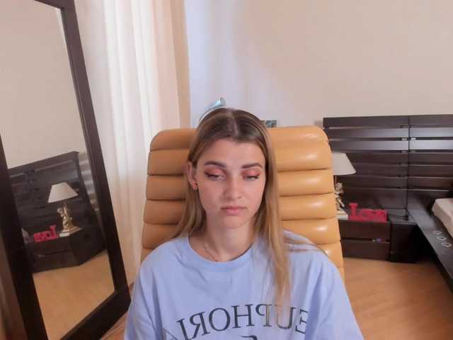 Live sex webcam photo for SoniNex #274432491