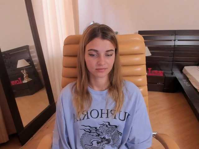 Live sex webcam photo for SoniNex #274460486