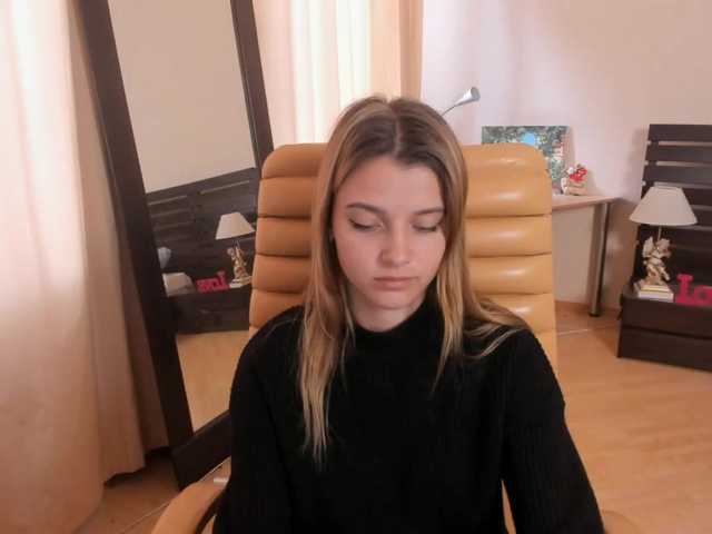 Live sex webcam photo for SoniNex #274592883