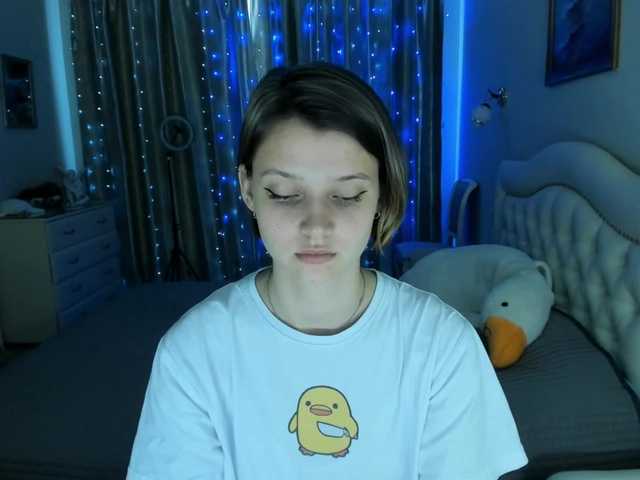 Live sex webcam photo for SoniNex #275726711