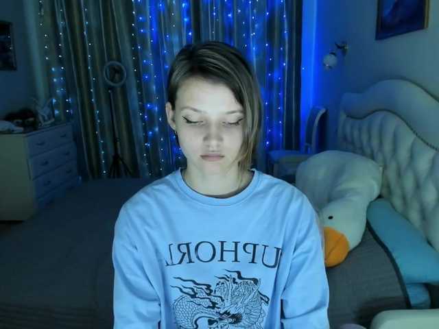 Live sex webcam photo for SoniNex #275733817