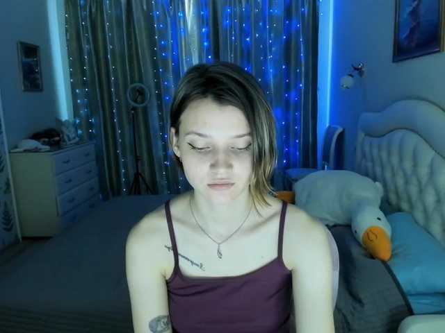 Live sex webcam photo for SoniNex #275902697