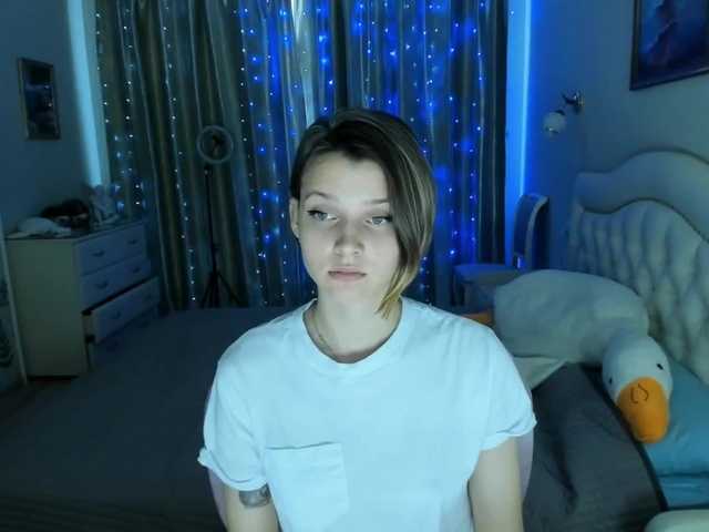 Live sex webcam photo for SoniNex #275940953