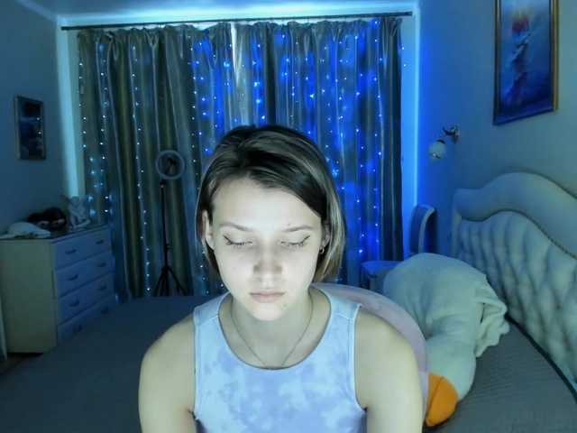 Live sex webcam photo for SoniNex #275966444