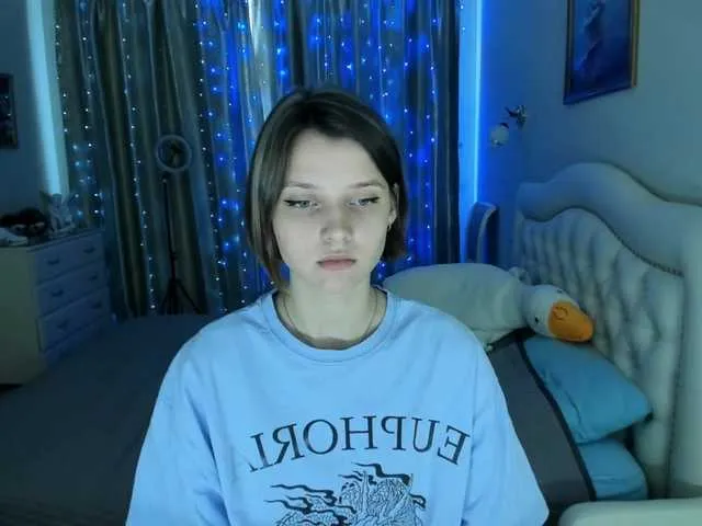 Live sex webcam photo for SoniNex #276130212