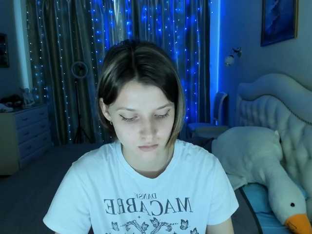 Live sex webcam photo for SoniNex #276150869