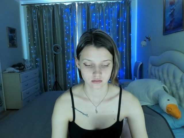 Live sex webcam photo for SoniNex #276233853