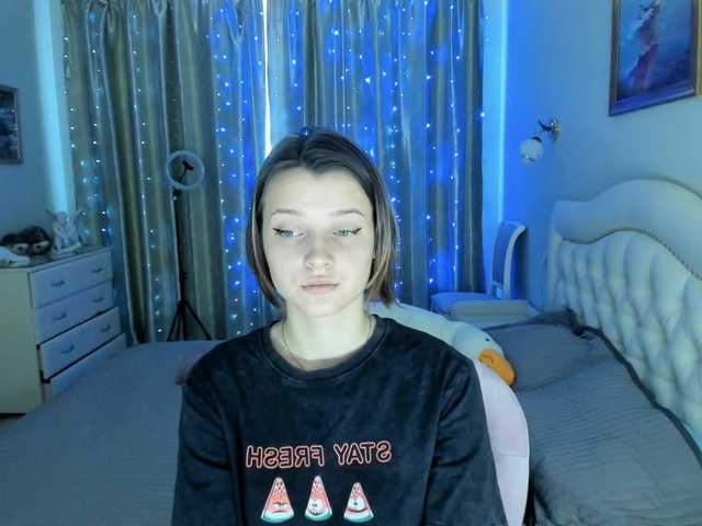 Live sex webcam photo for SoniNex #276241385