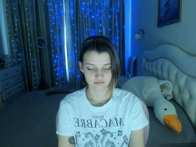 Live sex webcam photo for SoniNex #276261394