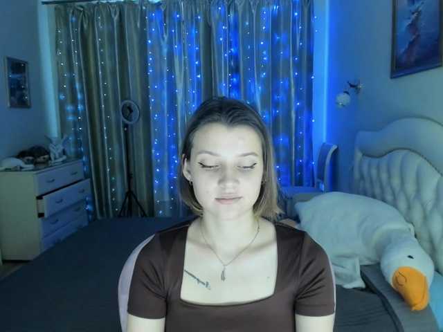 Live sex webcam photo for SoniNex #276529644