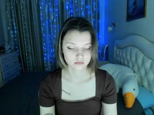 Live sex webcam photo for SoniNex #276788956