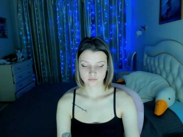 Live sex webcam photo for SoniNex #276928566