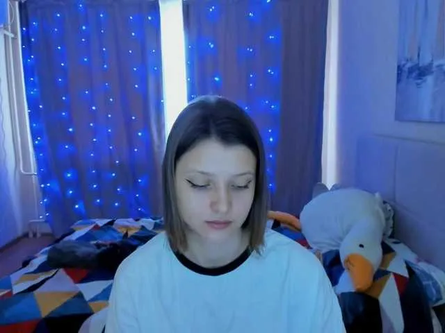 Live sex webcam photo for SoniNex #277359198