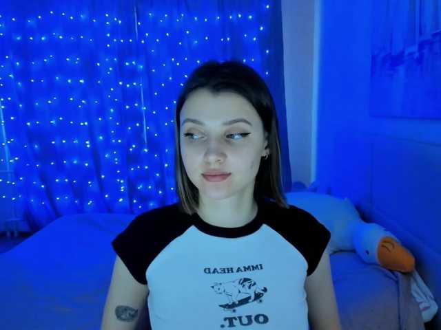 Live sex webcam photo for SoniNex #277495492