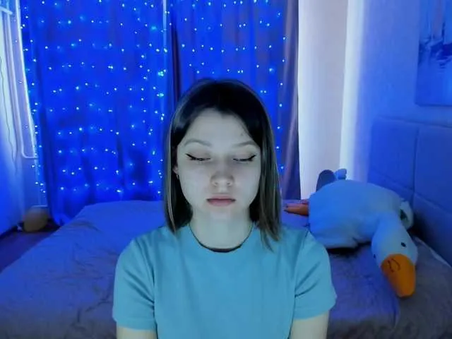 Live sex webcam photo for SoniNex #277703865