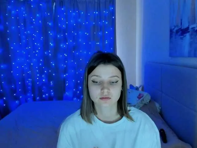 Live sex webcam photo for SoniNex #278311817