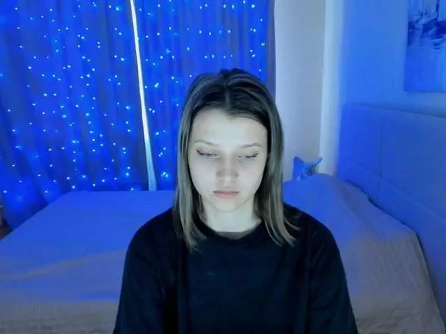 Live sex webcam photo for SoniNex #279715197