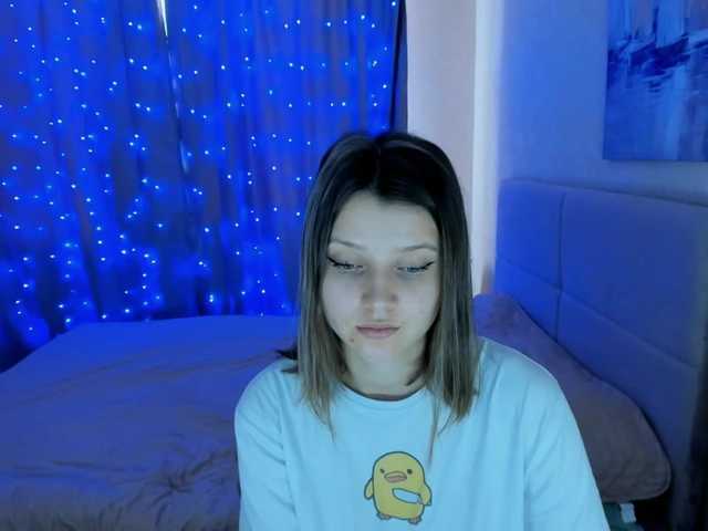 Live sex webcam photo for SoniNex #284153900