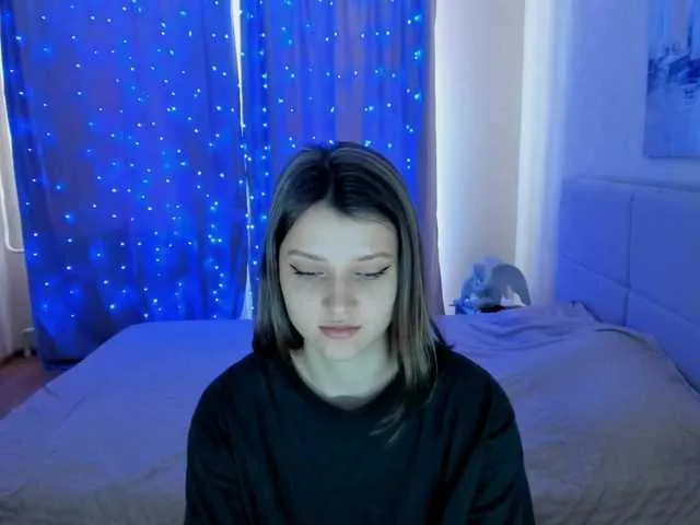 Live sex webcam photo for SoniNex #289468031